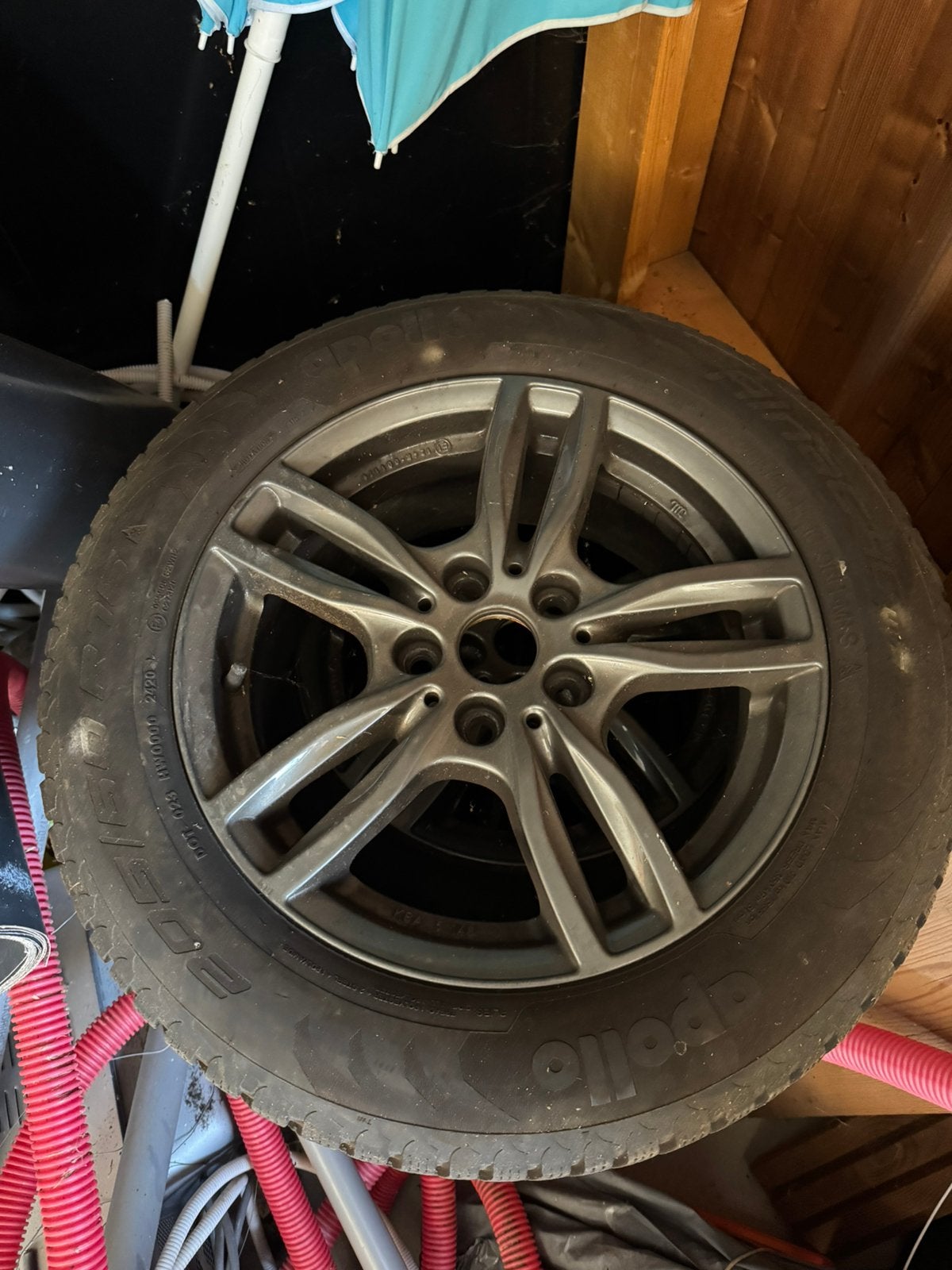 Aluminum velgen met winterbanden 1 seizoen gebruikt, Enlèvement, Comme neuf