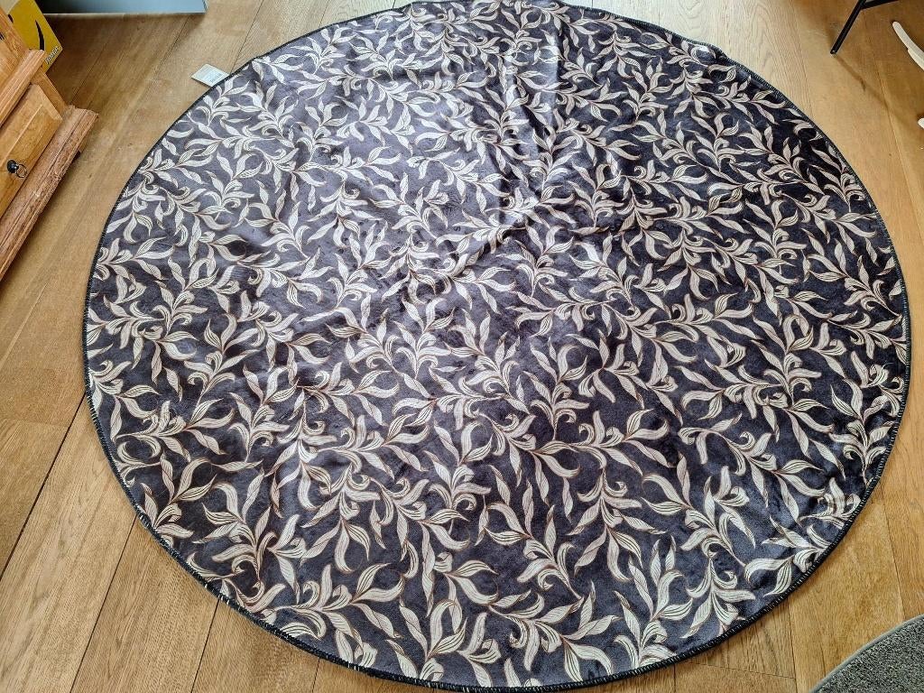 Luxe Essenza rond kleed / vloerkleed Juliette Almost black, Huis en Inrichting, 150 tot 200 cm, Rond, Ophalen of Verzenden, Zo goed als nieuw