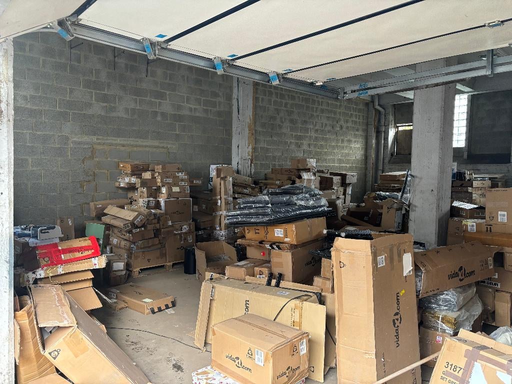 Hangar + marchandise, Immo, Charleroi