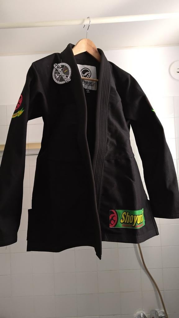 Shoyoroll rasta-model braziliaanse jujitsu-kimono met tag, Sport en Fitness, Vechtsporten en Zelfverdediging, Verzenden, Zo goed als nieuw
