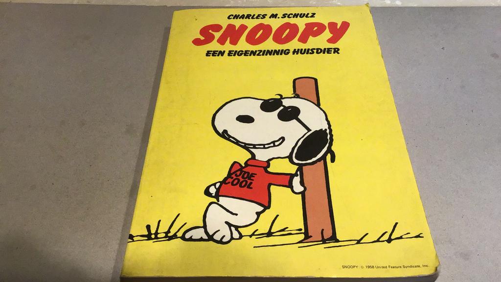 Snoopy (d9), Enlèvement ou Envoi, Une BD, Utilisé, Charles m.schulz