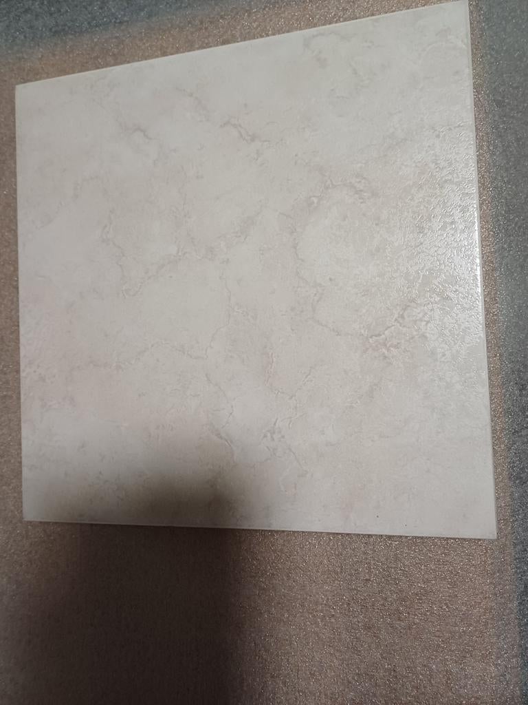 Carrelages, Enlèvement, Comme neuf