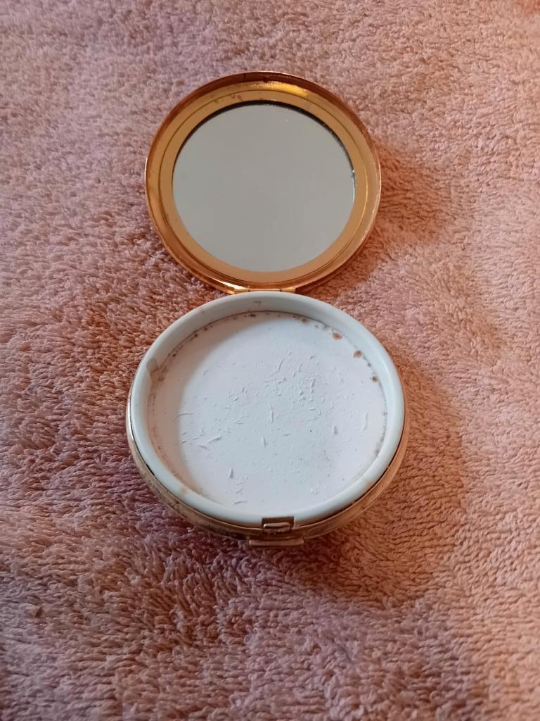 Ancien Poudrier doré, Enlèvement ou Envoi, Utilisé