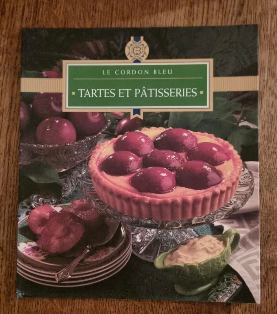 Tartes et tartelettes, Enlèvement ou Envoi, Comme neuf