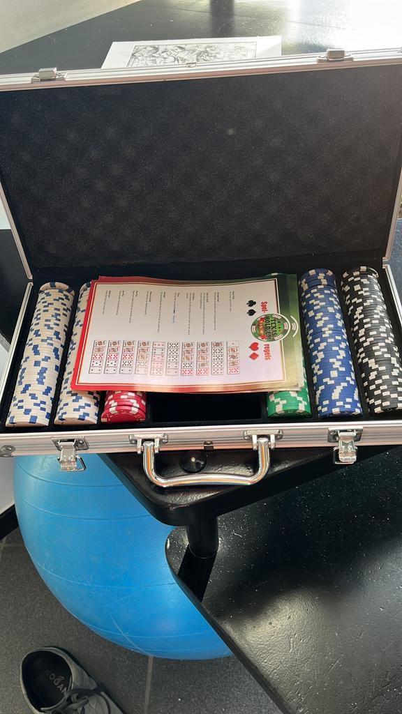 Pokerspel, Ophalen, Zo goed als nieuw