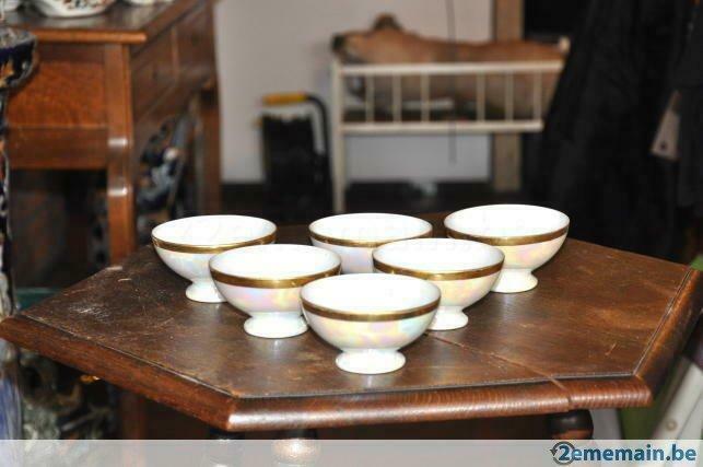6 tasses a café sans anse faience irise bord or, Enlèvement ou Envoi, Utilisé, Tasse(s) et/ou soucoupe(s)