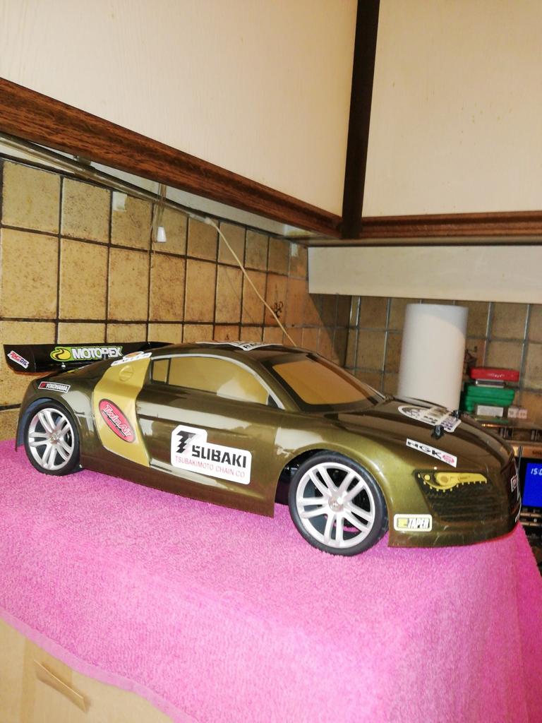 RC HBX 4WD AUDI R8 ZGAN 1/10, Hobby & Loisirs créatifs, Modélisme | Radiocommandé & Téléguidé | Voitures, Comme neuf, Voiture on road