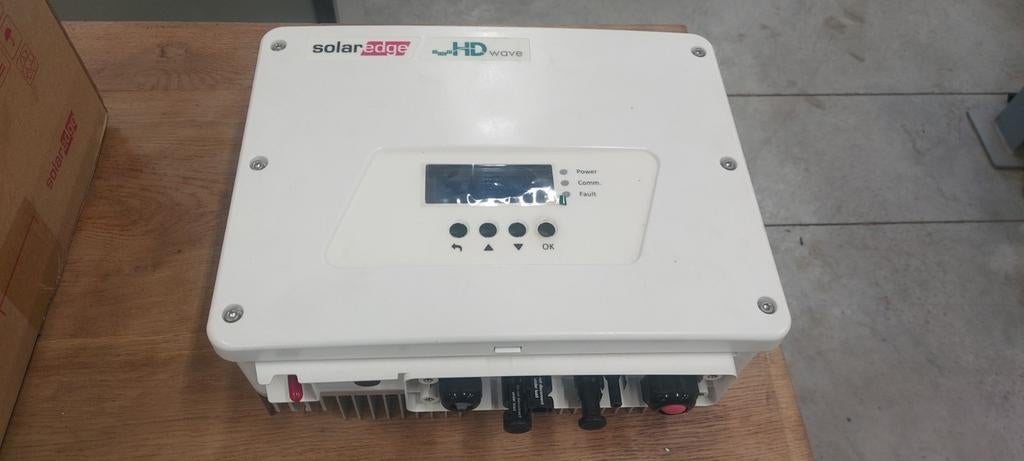 Solar edge se6000h omvormer defect, Bricolage & Construction, Panneaux solaires & Accessoires, Comme neuf, Enlèvement