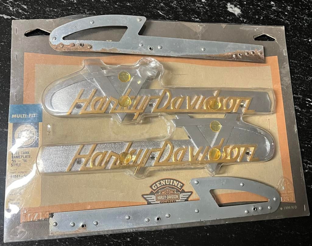 Harley Davidson panhead tankemblemen, Verzenden, Zo goed als nieuw