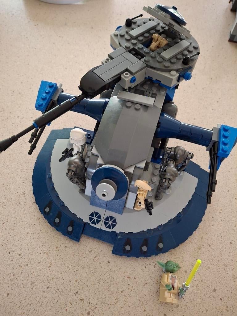 Lego Star Wars 8018 Armored Assault Tank (AAT), Kinderen en Baby's, Speelgoed | Duplo en Lego, Ophalen of Verzenden, Zo goed als nieuw