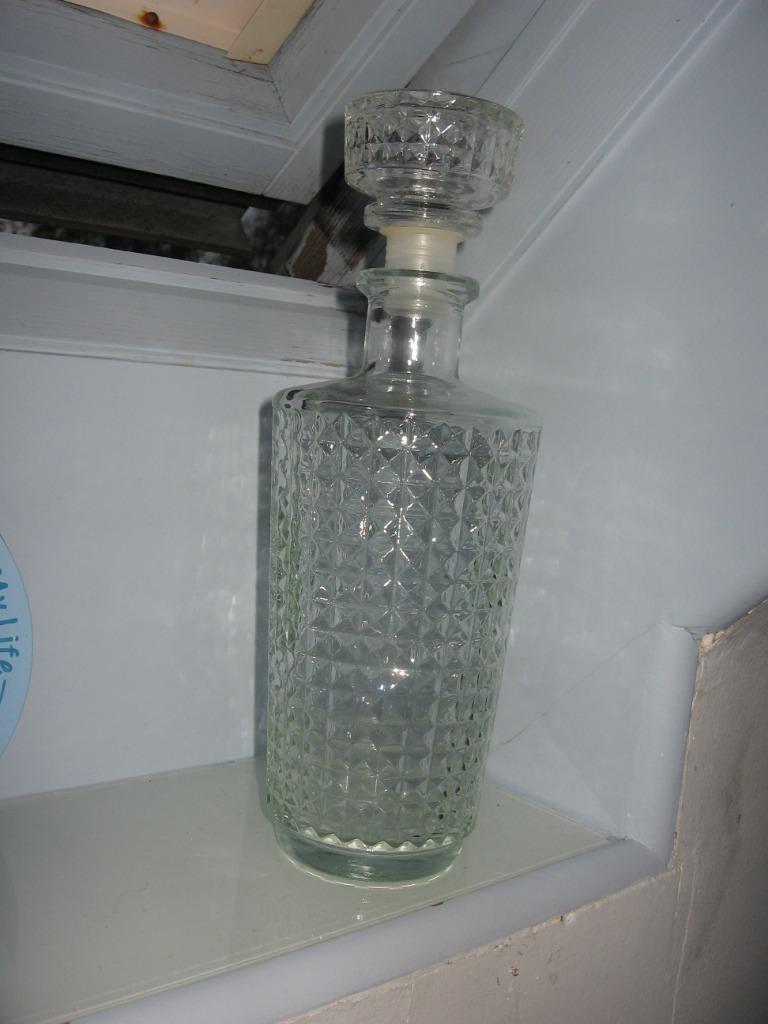Choix entre 2 bouteilles à alcool ou liqueur avec bouchon he, Enlèvement ou Envoi, Comme neuf, Autres types