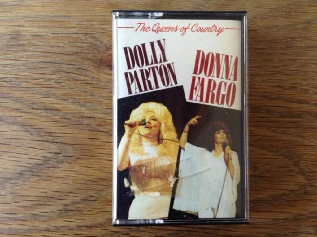 muziekcassette dolly parton / donna fargo, Cd's en Dvd's, Ophalen of Verzenden, Pop, 1 bandje, Origineel