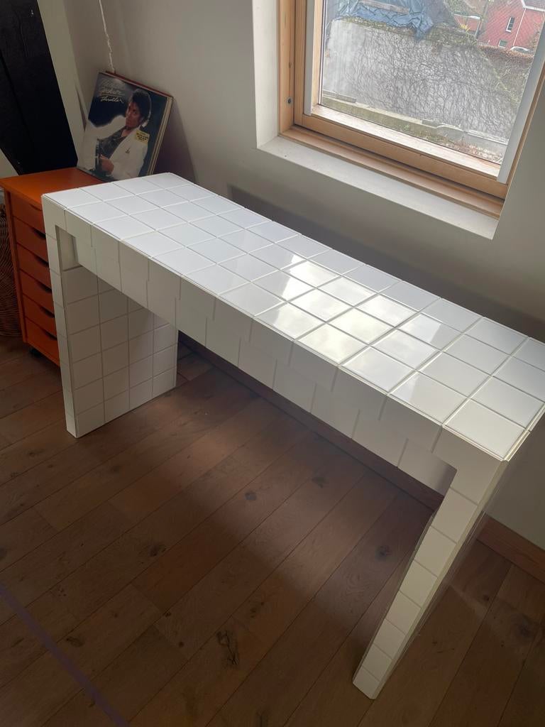 Uniek handbetegeld MALM bureau – one of a kind design piece, Ophalen, Zo goed als nieuw