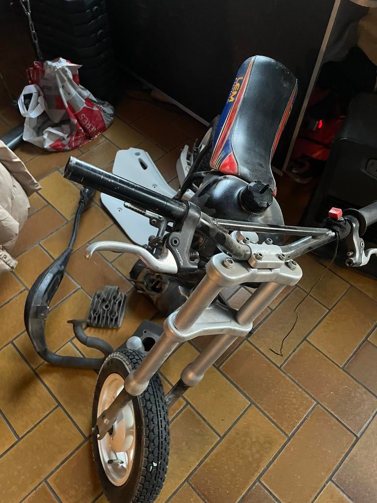 Lem 50cc, Vélos & Vélomoteurs, Enlèvement, Comme neuf