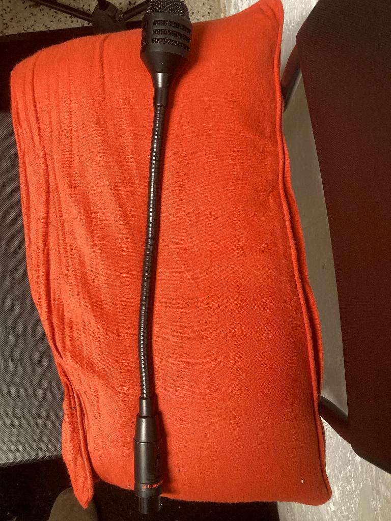 Microphone JB Systems JB30, Musique & Instruments, Enlèvement ou Envoi, Utilisé, Micro studio