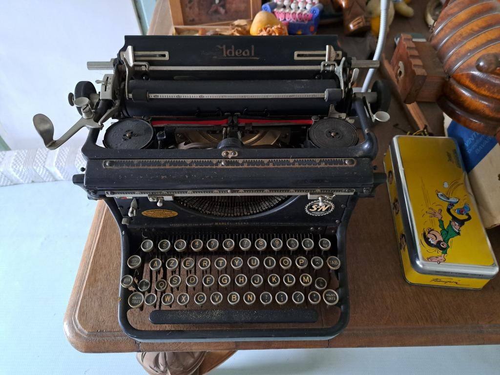Oude typemachine, Antiek en Kunst, Ophalen
