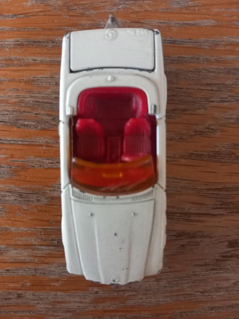 Mercedes 350 SL van Majorette, Enlèvement ou Envoi, Utilisé, Voiture