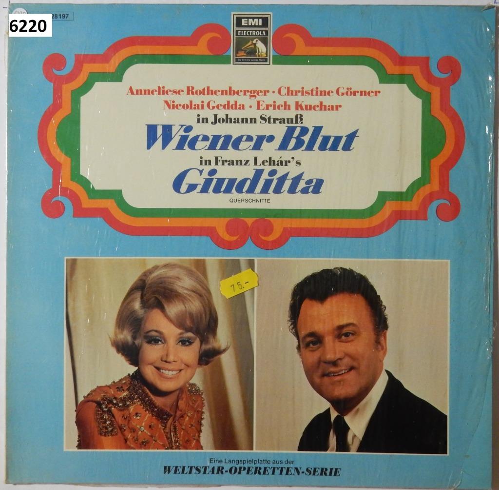kn0543 : 4x LP van Johann Strauss  Allemaal in  zeer uitzond, Ophalen of Verzenden, Zo goed als nieuw, 12 inch, Overige typen