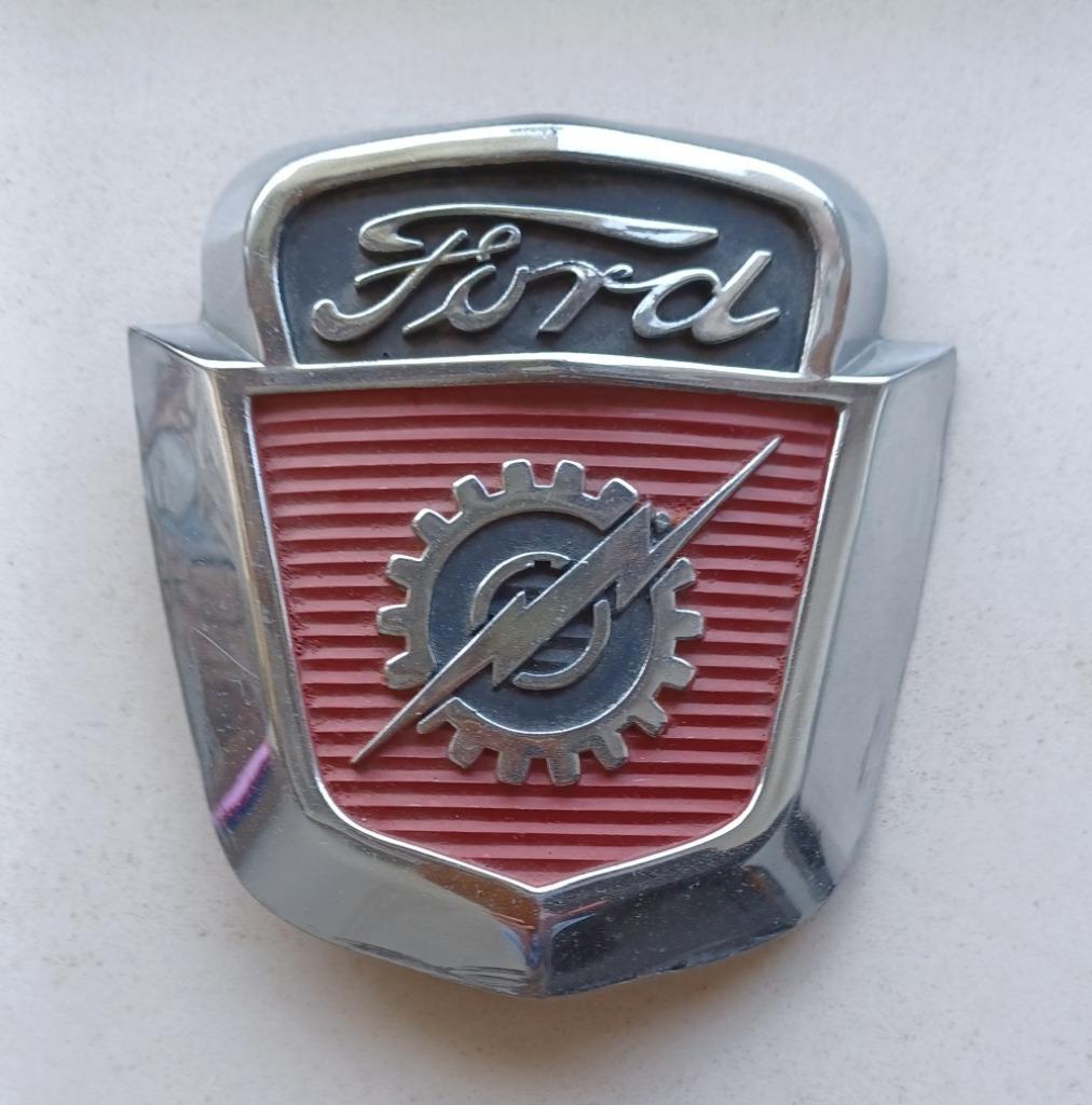 AUTO EMBLEMEN, Ophalen, Gebruikt
