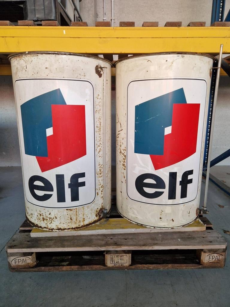 olievaten ELF met accesoires, Motoren, Ophalen