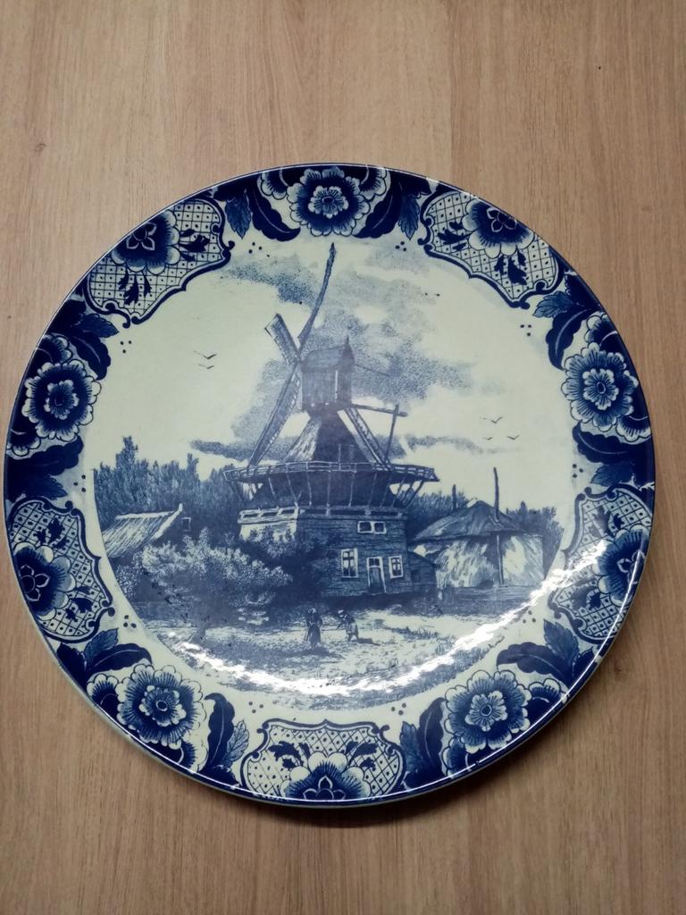 Delft bord groot 6€, Ophalen