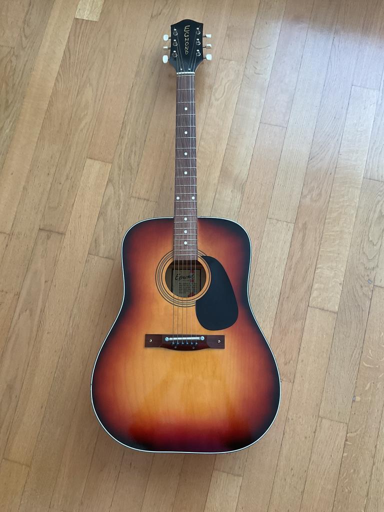 Gitaar Egmond met opbergzak, Muziek en Instrumenten, Ophalen, Zo goed als nieuw