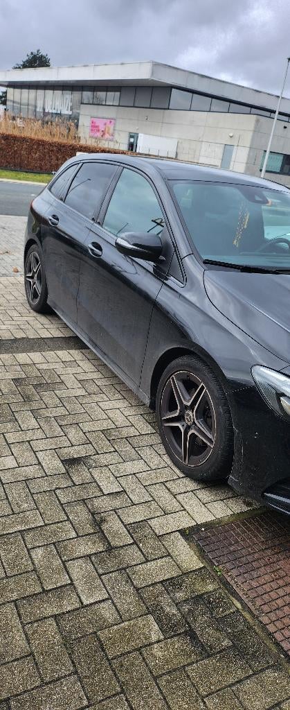Mercedes B180, Autos, Mercedes-Benz, Achat, Euro 6, Noir, Diesel