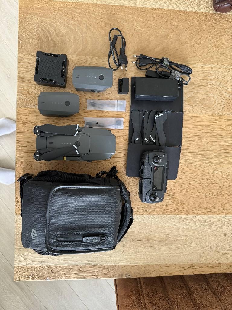 DJI mavic pro 1, TV, Hi-fi & Vidéo, Drones, 250 à 900 g, Qualité supérieure, 1 à 5 km, Vue à la première personne (FPV)