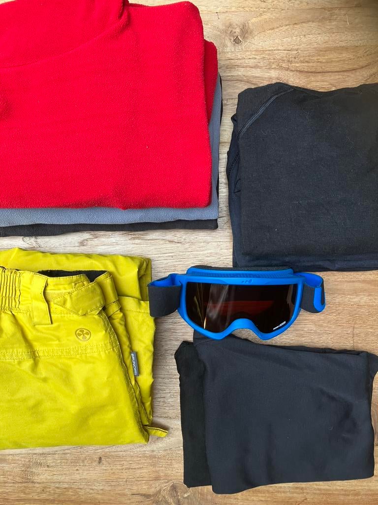 Set skikledij + skibril 10-14 jaar, Sport en Fitness, Skiën en Langlaufen, Gebruikt, Kleding, Ski, Ophalen of Verzenden