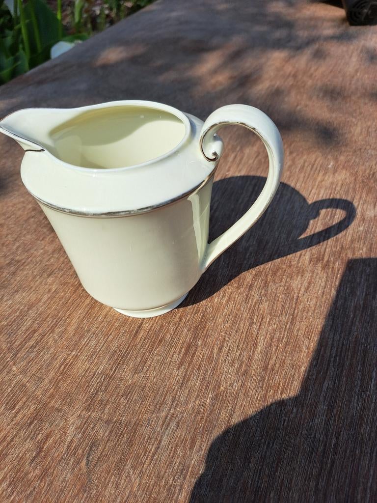 Antiek melkkan,stevig materiaal, Huis en Inrichting, Ophalen of Verzenden, Nieuw, Crème, Beker of Kan