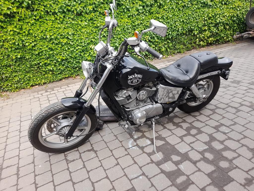 Honda chadow 1100, Motoren, Motoren | Honda, Cardan-aandrijving, 2 cilinders, Particulier, 12 t/m 35 kW