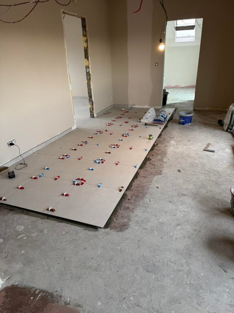 Cherche chantier jeune entrepreneur déplacement Wallonie, Immo, Appartementen en Studio's te huur, Provincie Waals-Brabant, 50 m² of meer