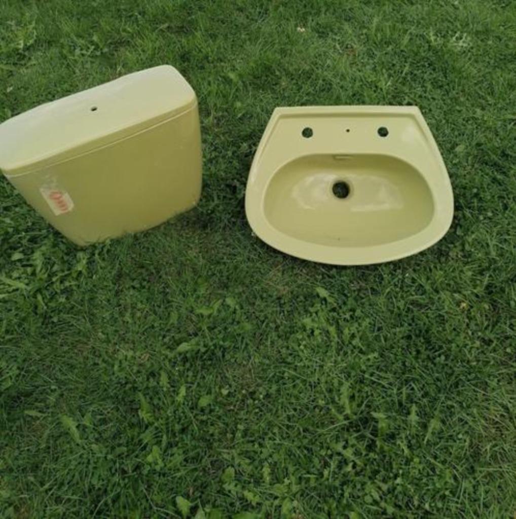 Vasque lave mains et chasse d'eau ceramique italienne., Enlèvement, Neuf, Lavabo