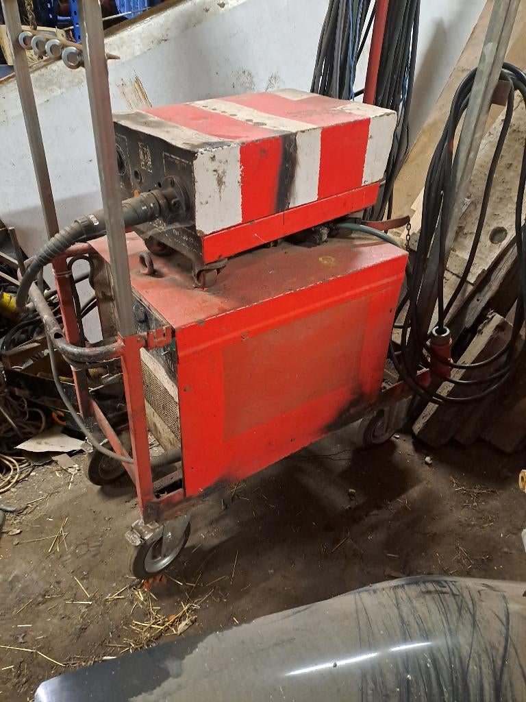Halfautomaat, Enlèvement, Utilisé, 250 ampères, CO2