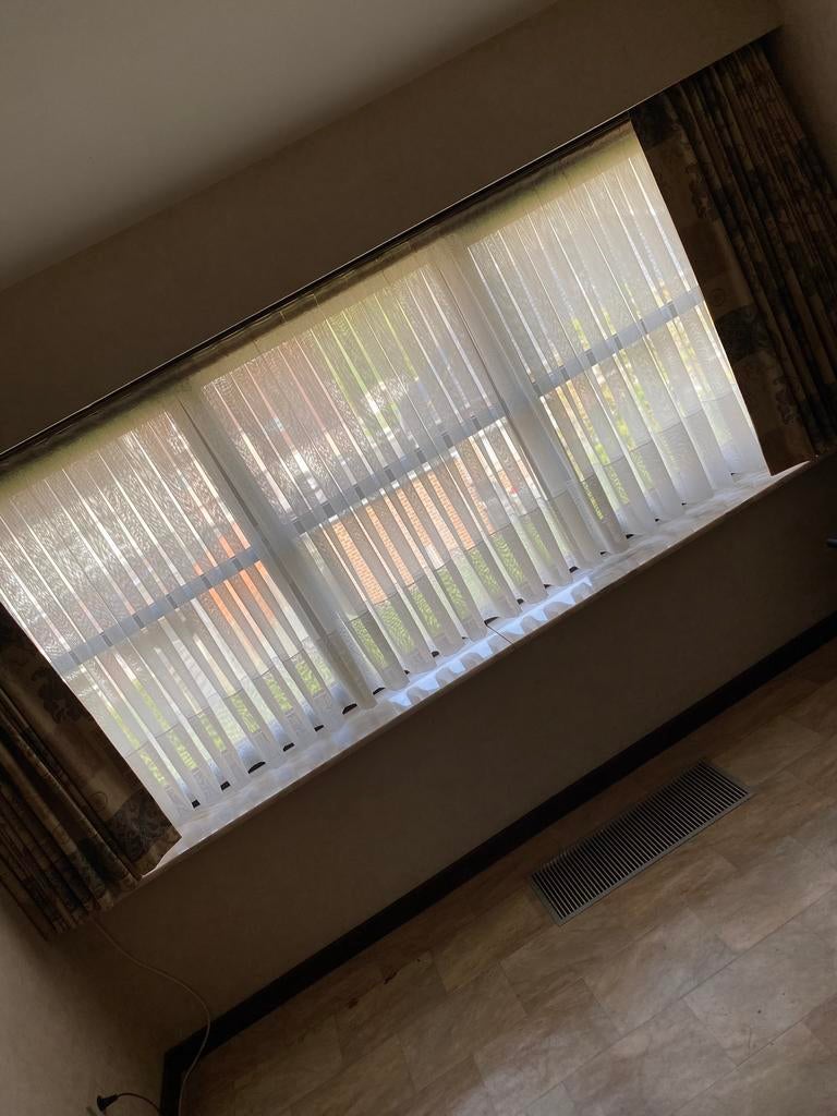 ‼️ WARMTEBESPAREND ‼️ 2 ST BEIGE OVERGORDIJNEN GORDIJNEN, Huis en Inrichting, Stoffering | Gordijnen en Lamellen, Zo goed als nieuw