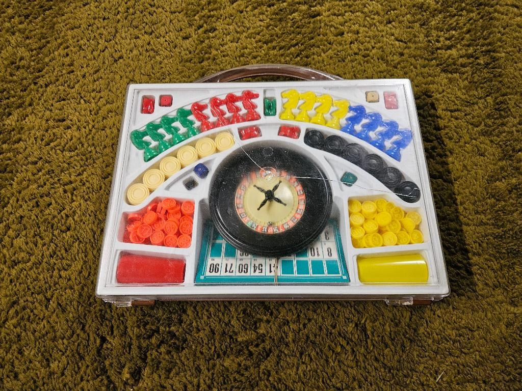 Gezelschap spelletjes, Ophalen, Gebruikt