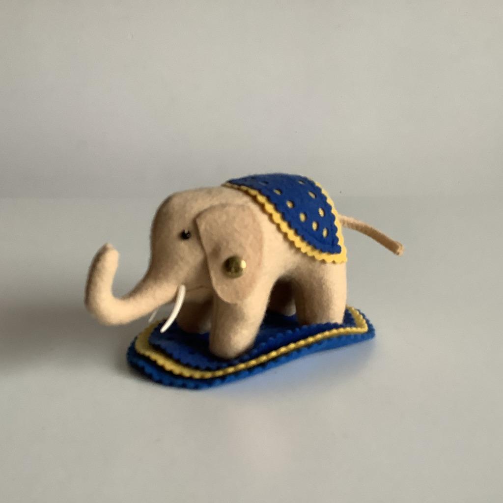 mini éléphant Steiff vintage en édition limitée, Enlèvement ou Envoi, Neuf, Ours en tissus, Steiff