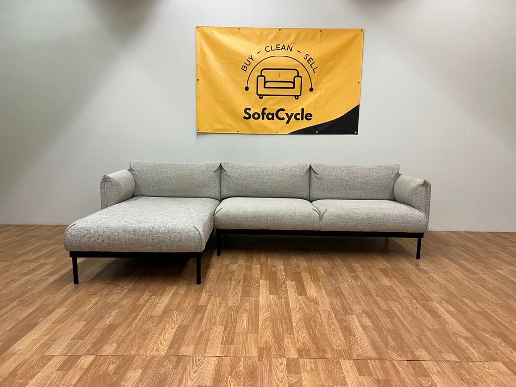 Grijze IKEA zetel – modern, comfortabel & tijdloos