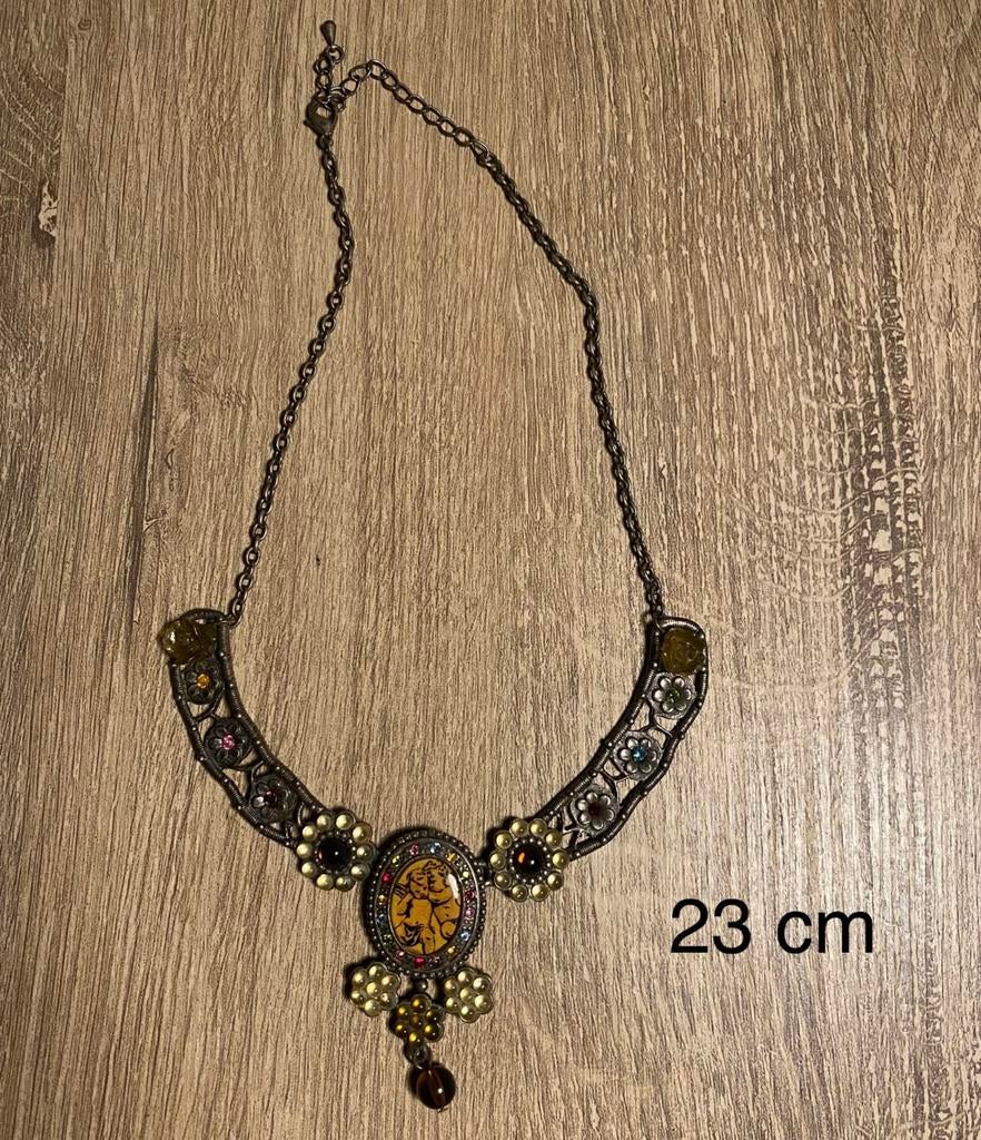 🔥 Mooie, florale ketting met twee engeltjes, Ophalen of Verzenden, Zo goed als nieuw