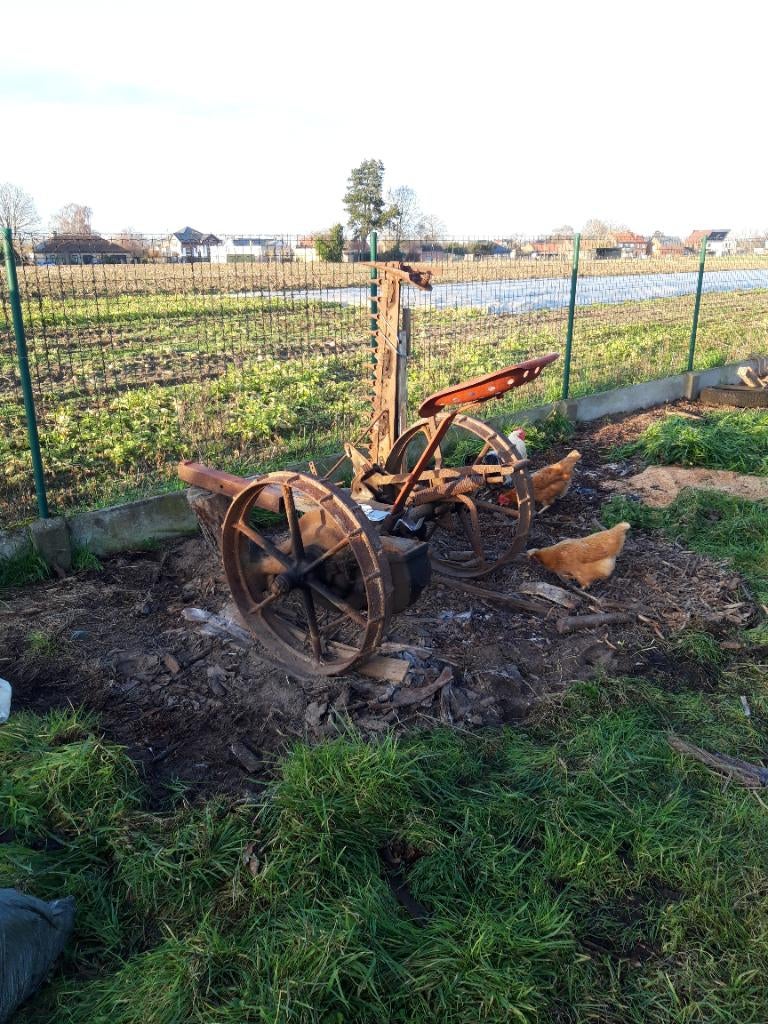 Oude maaimachine voor paarden, Ophalen