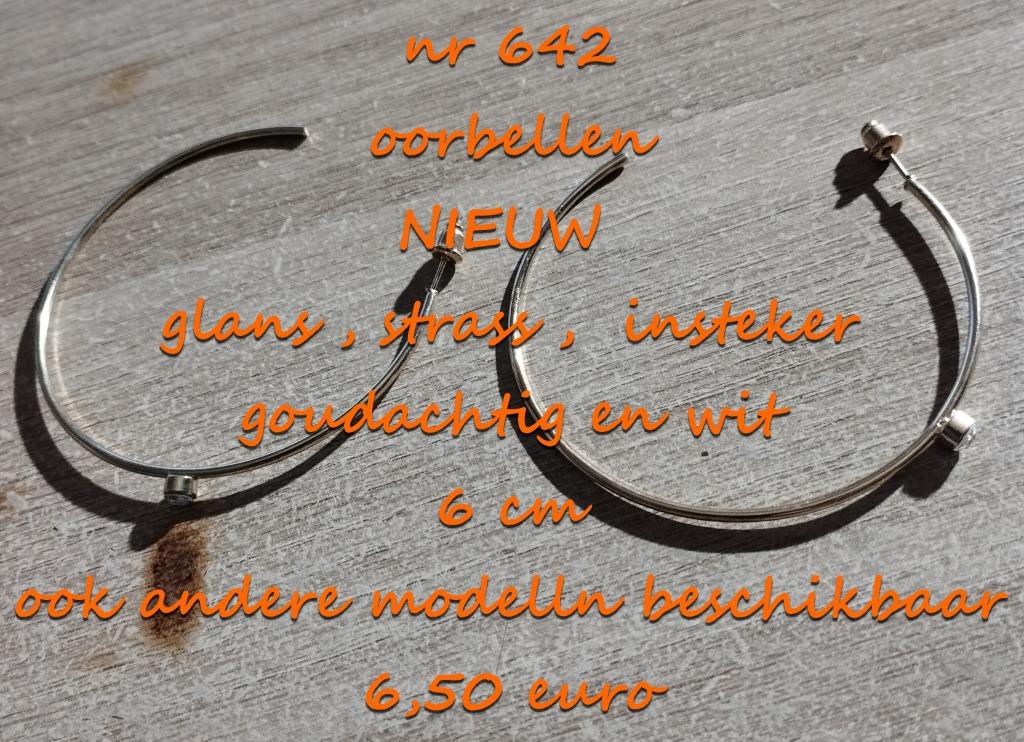 642. Bijou : boucles d'oreilles, NEUF, @DERNIÈRE PIÈCE@ expé, Bijoux, Sacs & Beauté, Boucles d'oreilles, Blanc, Envoi, Neuf, Puces ou Clous