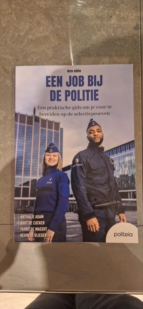 Un travail dans la police - Politeia, Enlèvement, Neuf