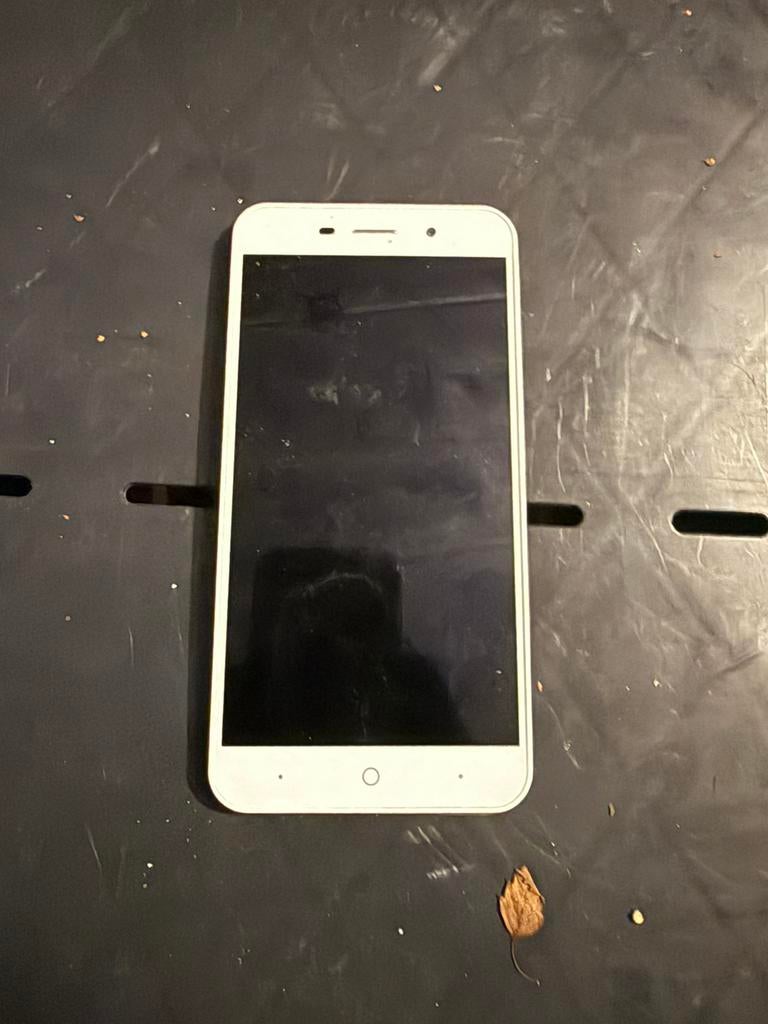 Téléphone portable ZTE, Enlèvement, Utilisé