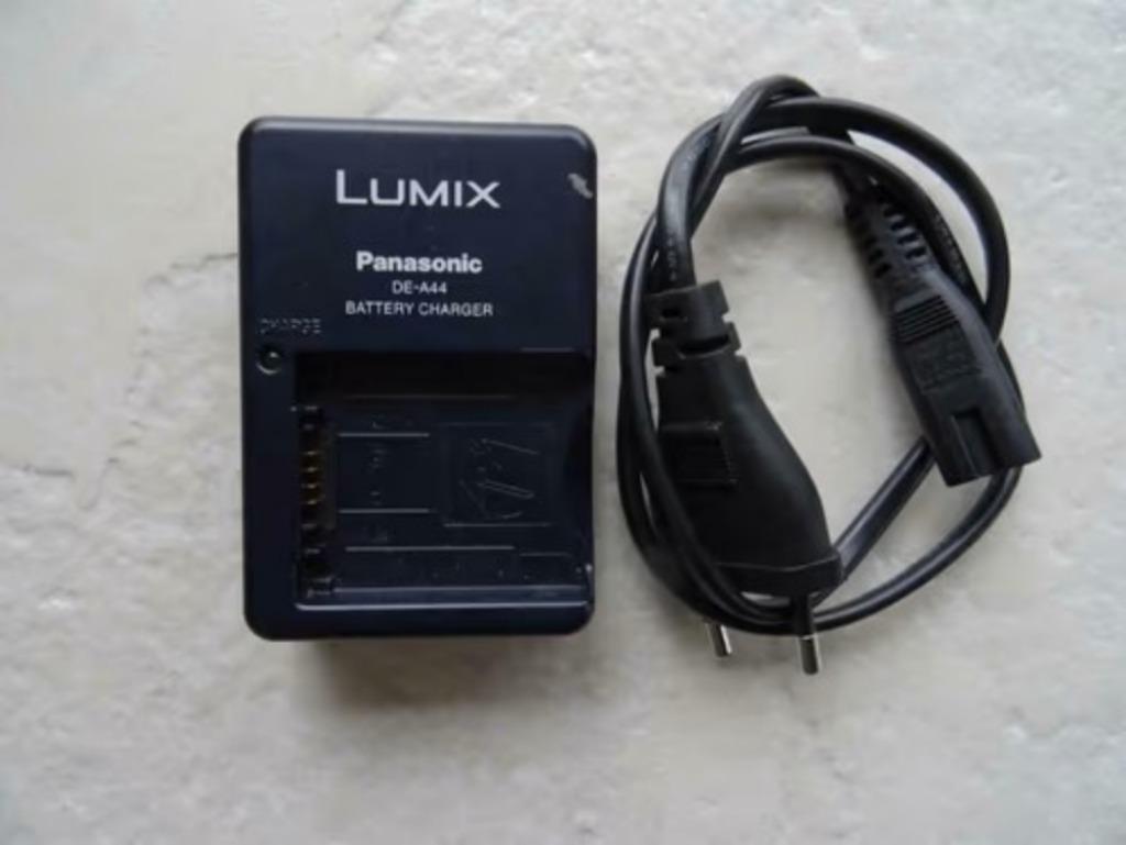 chargeur de batterie, Enlèvement ou Envoi, Comme neuf