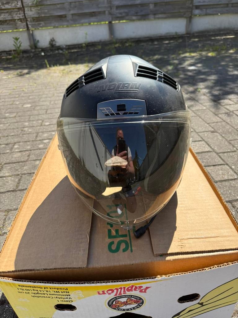 Brommer Helm***, Ophalen