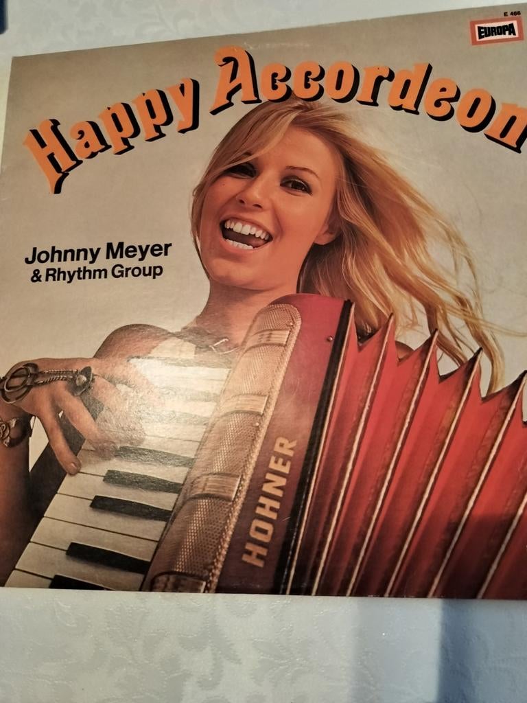 Zeer goede lp Johnny Meyer & rhythm Group happy accordeon, Ophalen of Verzenden, Zo goed als nieuw