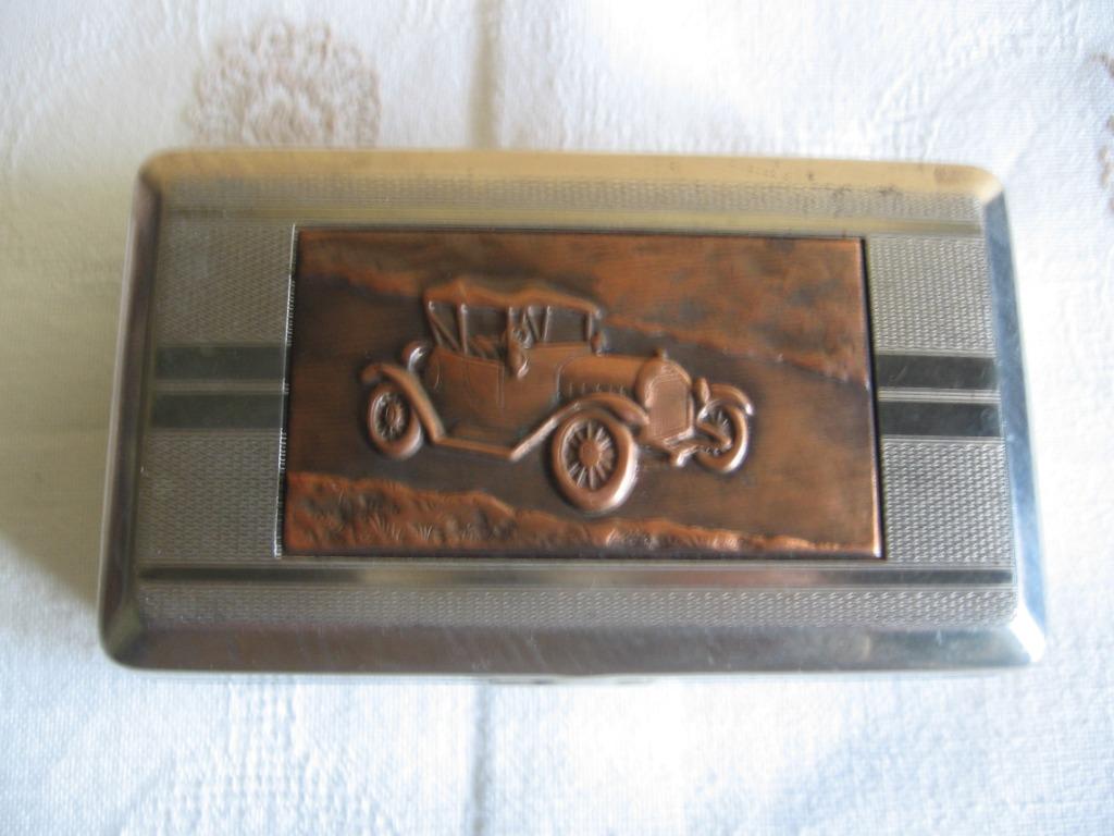 Boîte à tabac avec véhicule ancêtre, Collections, Enlèvement ou Envoi