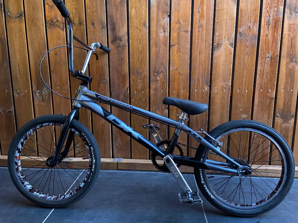 BMX « DK » Professional XXX unique prêt à rouler ! ! !, Aluminium, Comme neuf, 20 à 24 pouces, Enlèvement