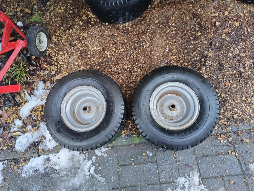 Pneus et jantes tracteur tondeuse., Jardin & Terrasse, Tondeuses autoportées