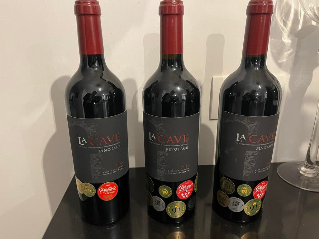 Pinotage « La Cave » des vins de Wellington 2019, Collections, Vins, Comme neuf, Enlèvement ou Envoi